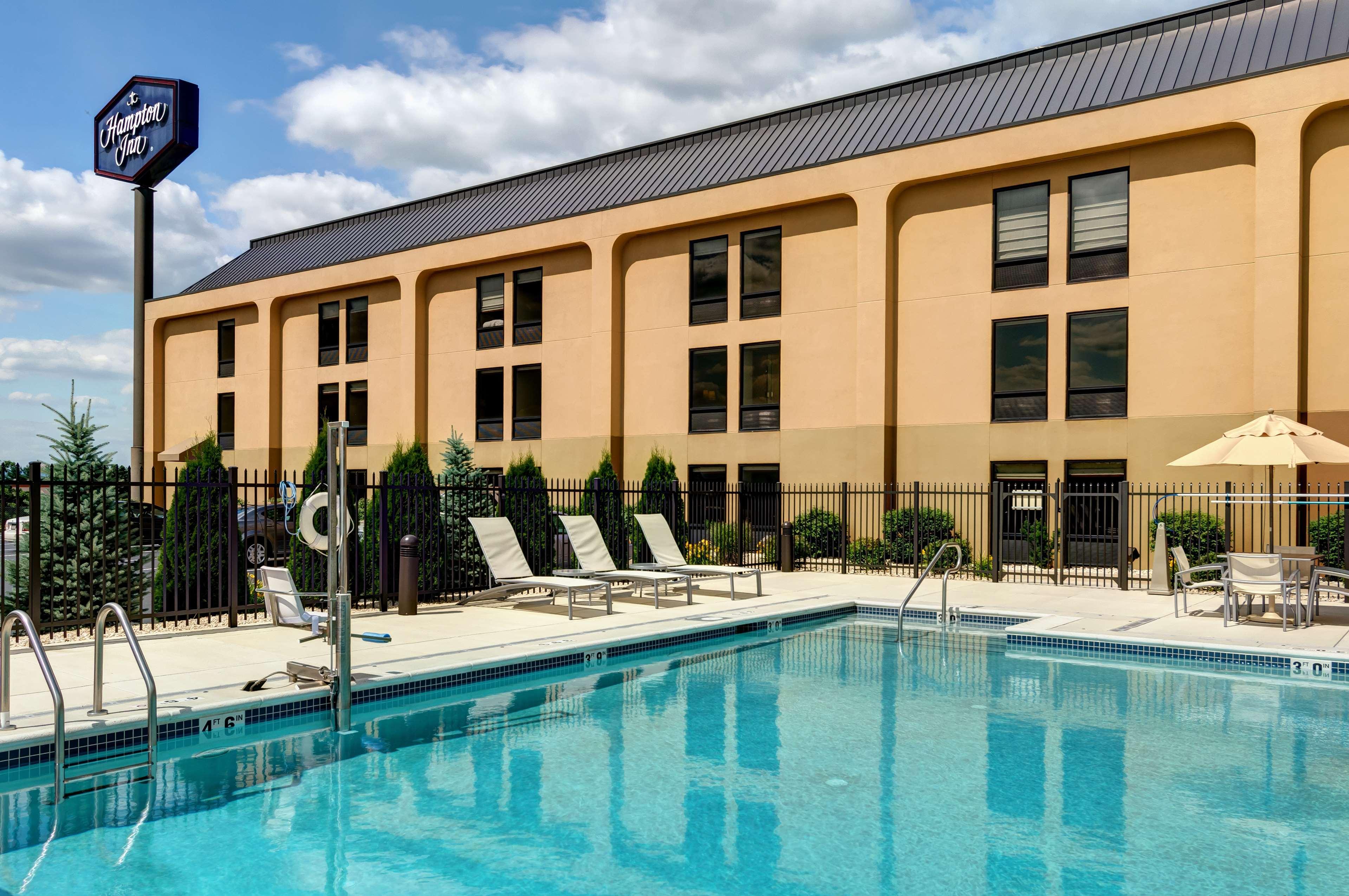 Hampton Inn Chambersburg Buitenkant foto